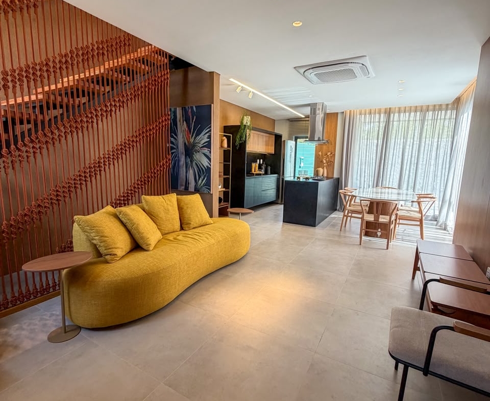 DUPLEX EM CONDOMÍNIO
