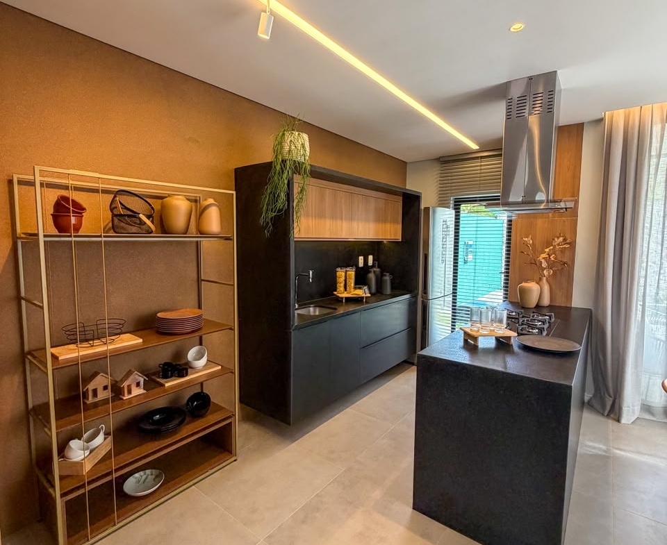 DUPLEX EM CONDOMÍNIO