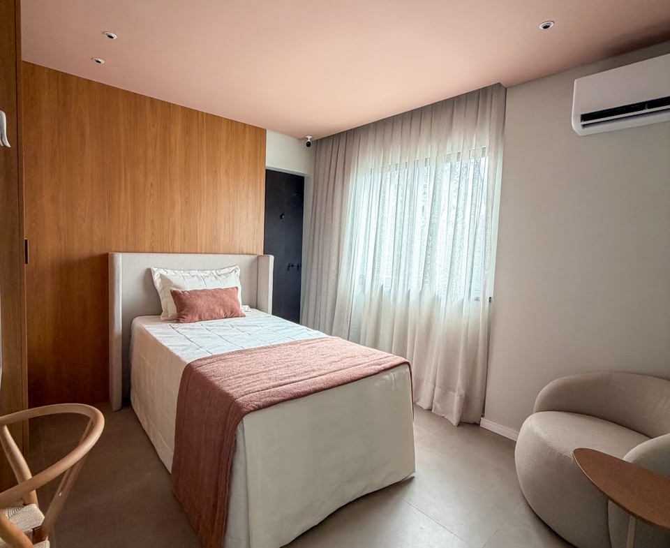 DUPLEX EM CONDOMÍNIO