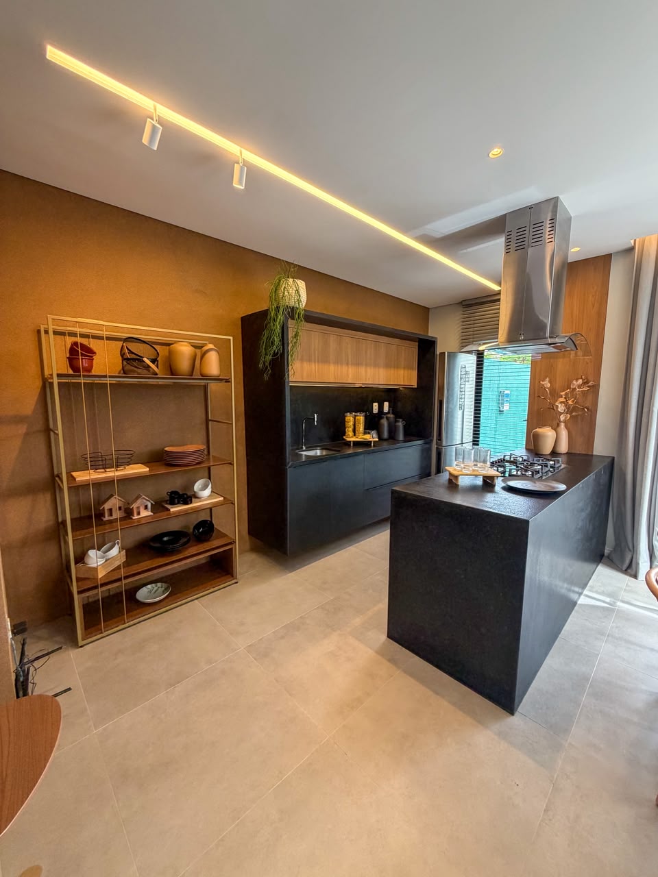 DUPLEX EM CONDOMÍNIO
