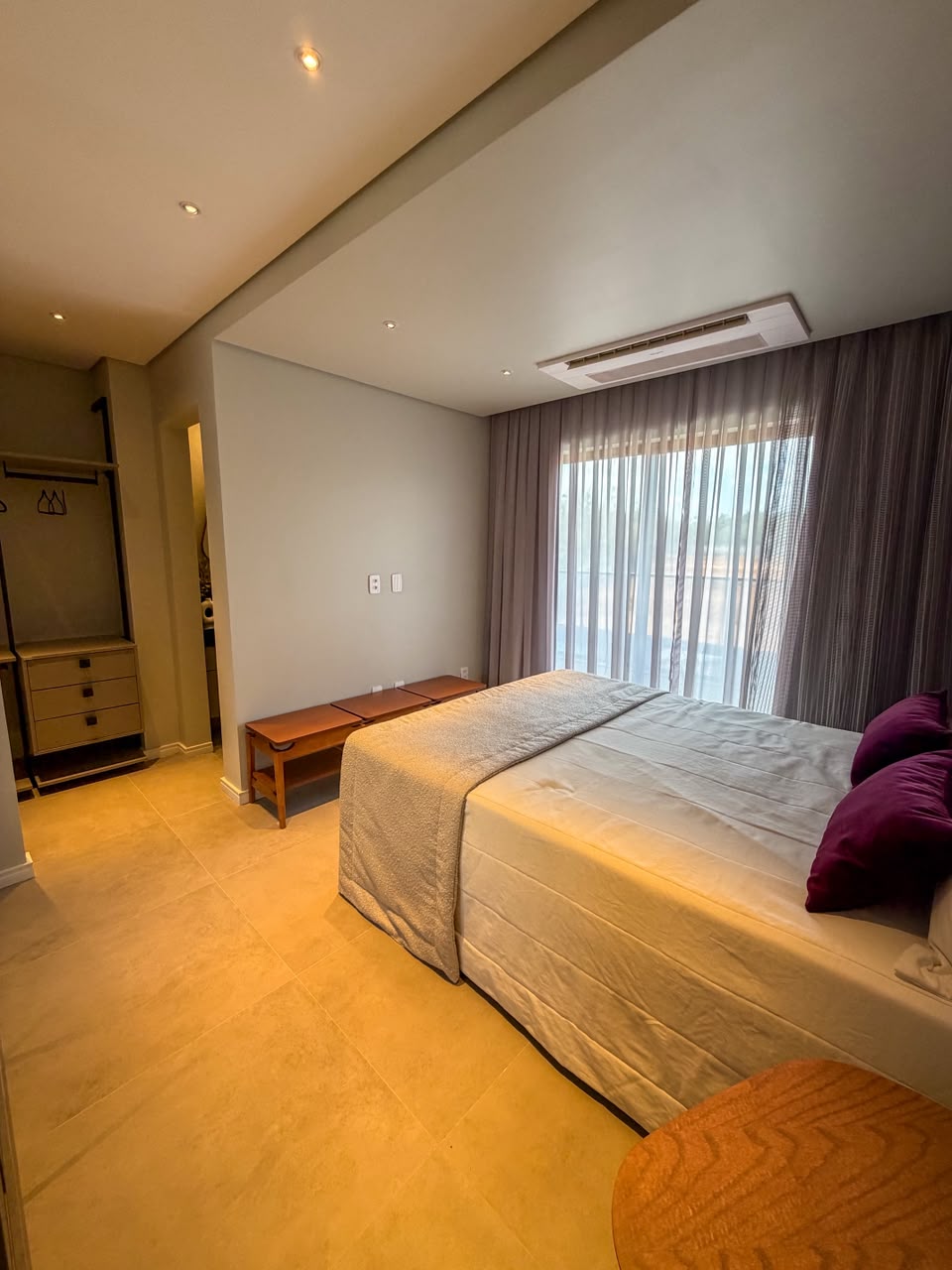 DUPLEX EM CONDOMÍNIO