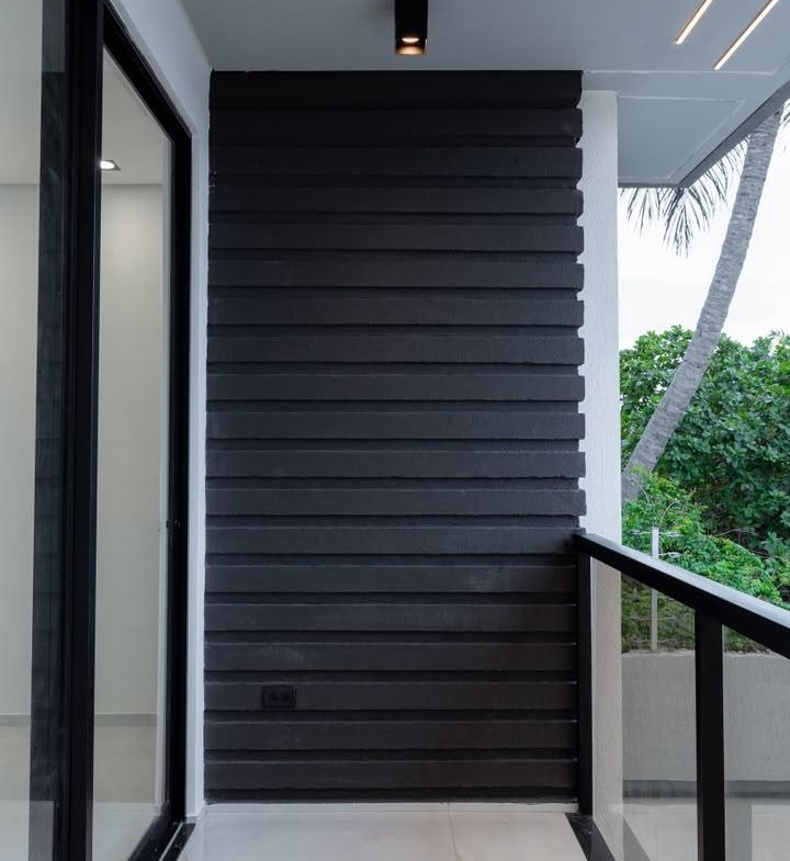DUPLEX EM RUA PRIVATIVA