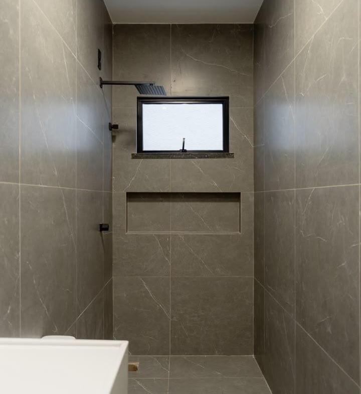DUPLEX EM RUA PRIVATIVA