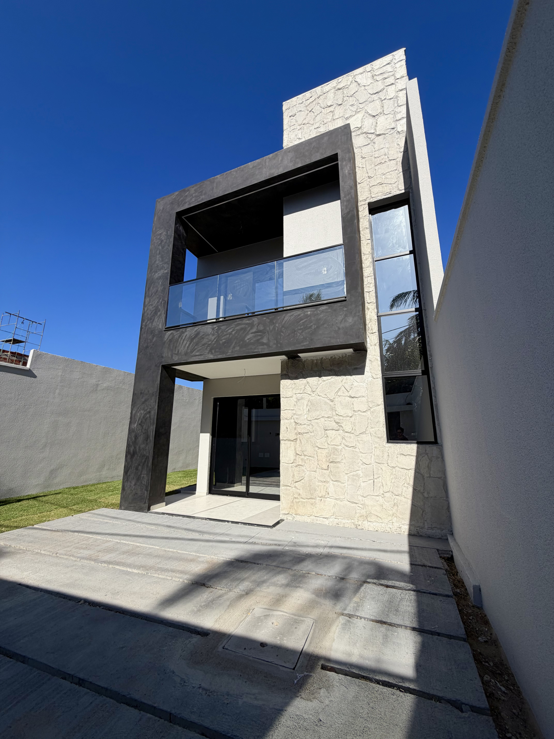 DUPLEX – EUSÉBIO