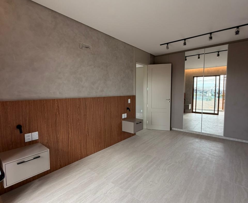 Casa de Alto Padrão – Cidade Alpha