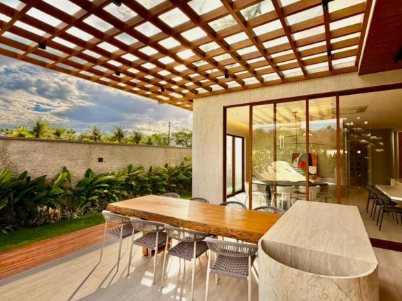 Casa de Alto Padrão – Cidade Alpha