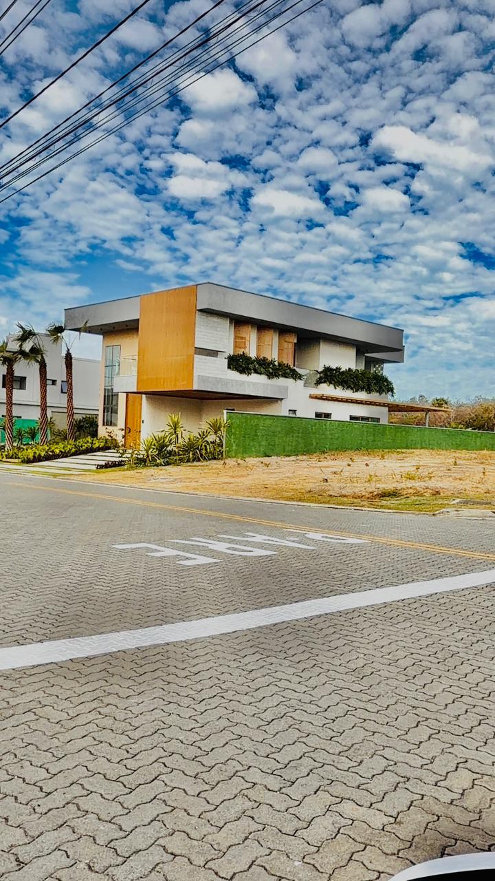 Casa de Alto Padrão – Cidade Alpha