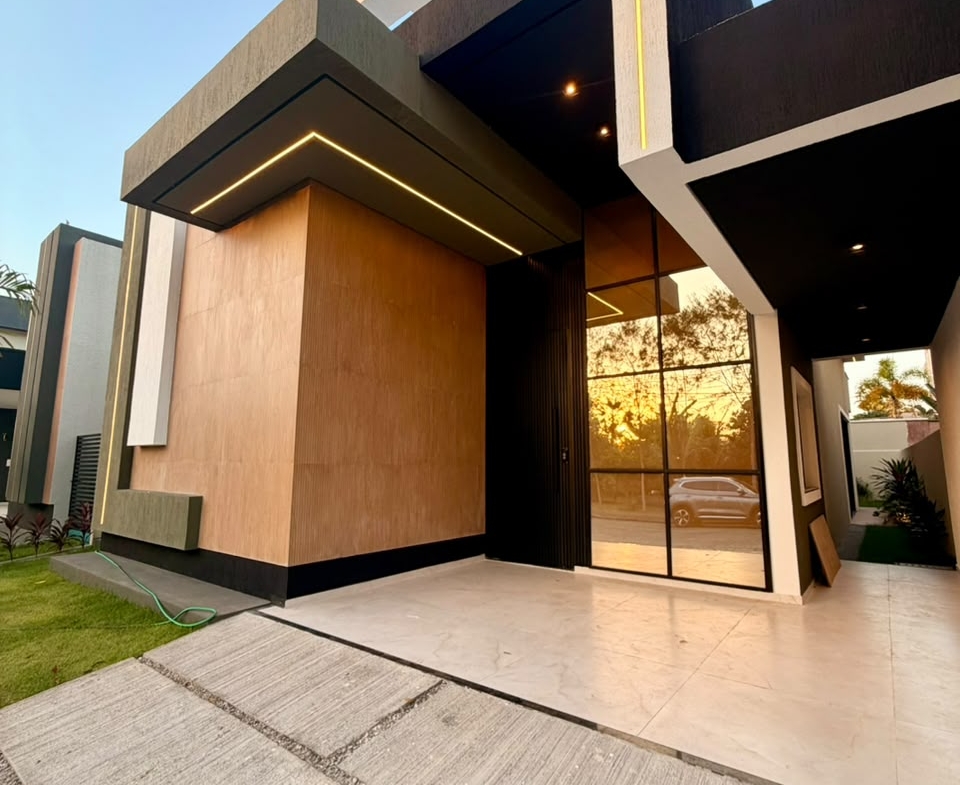 Casa de Alto Padrão com Piscina — Residencial Alphaville Terras, Cidade Alpha