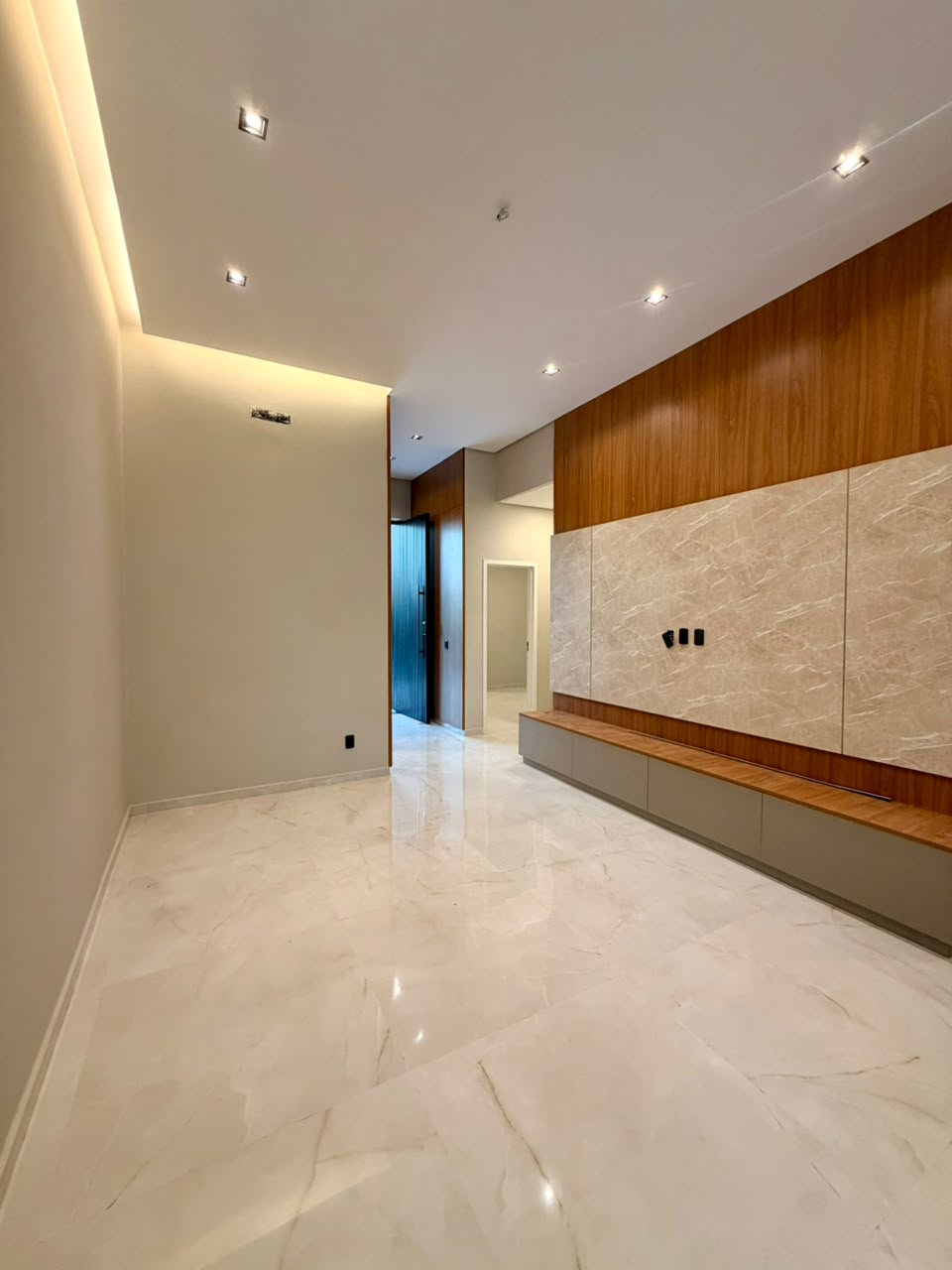 Casa de Alto Padrão com Piscina — Residencial Alphaville Terras, Cidade Alpha
