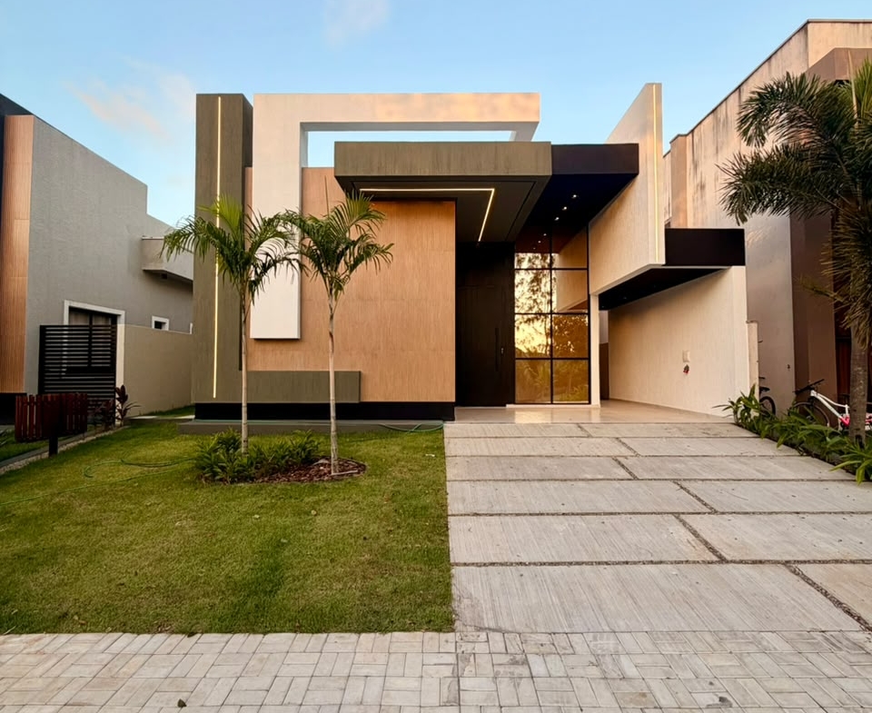 Casa de Alto Padrão com Piscina — Residencial Alphaville Terras, Cidade Alpha